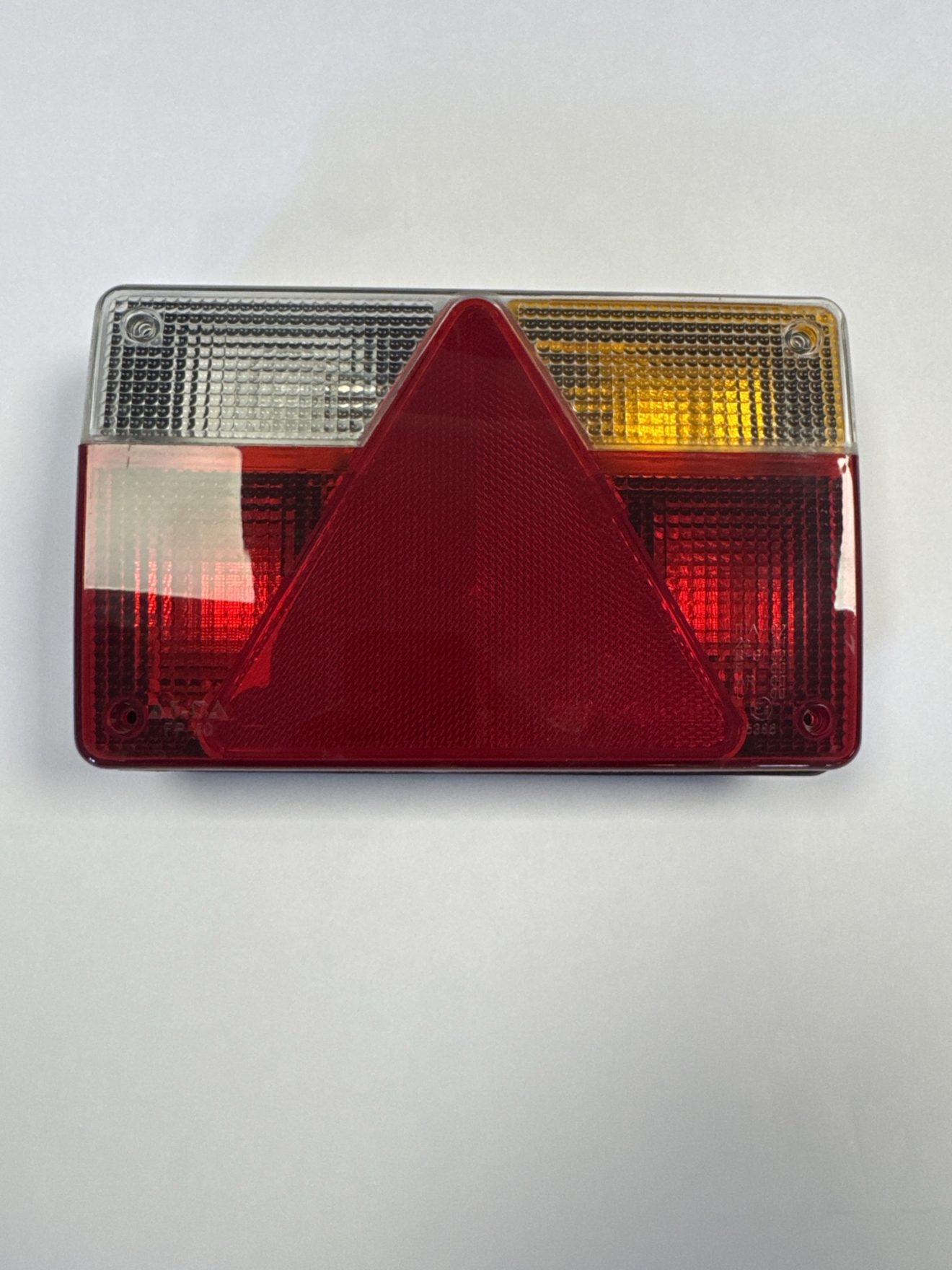 5 function light horirontally mounted Right hand side – Snipe Trailers